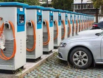 金冠電氣新能源汽車充電樁及儲能系統(tǒng)產品已實現銷售