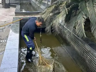 巧解停放充電難題，還居民碧水清波……普陀的他們?yōu)槊褶k實(shí)事！