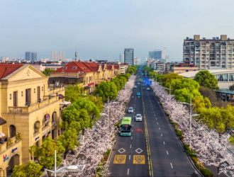 從燃油車到純電動車！濟南公交駕駛員眼中的十年變遷